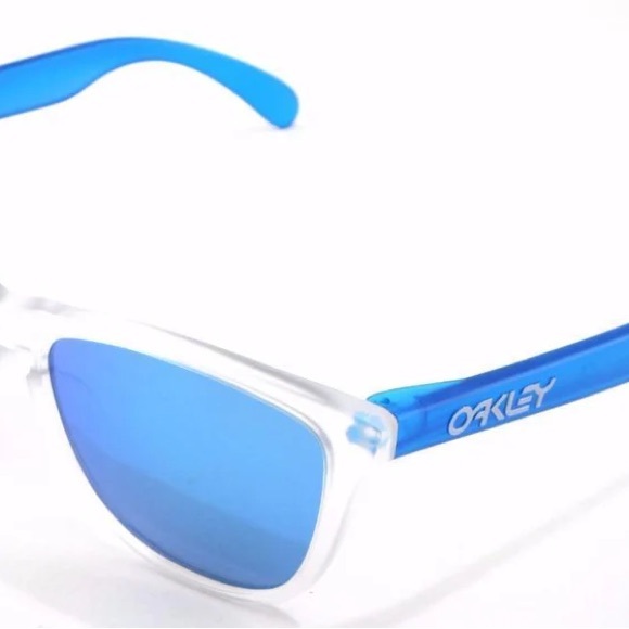 Vintage Oakley Frogskins Sunglasses - Picture 6 of 14